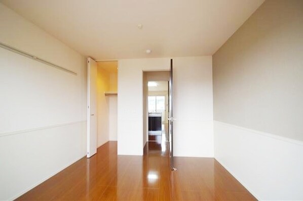 ジュヴァンセルの物件内観写真